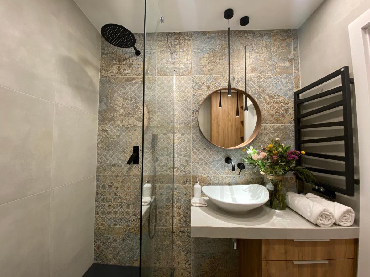Aravel Suites Vratislav Exteriér fotografie